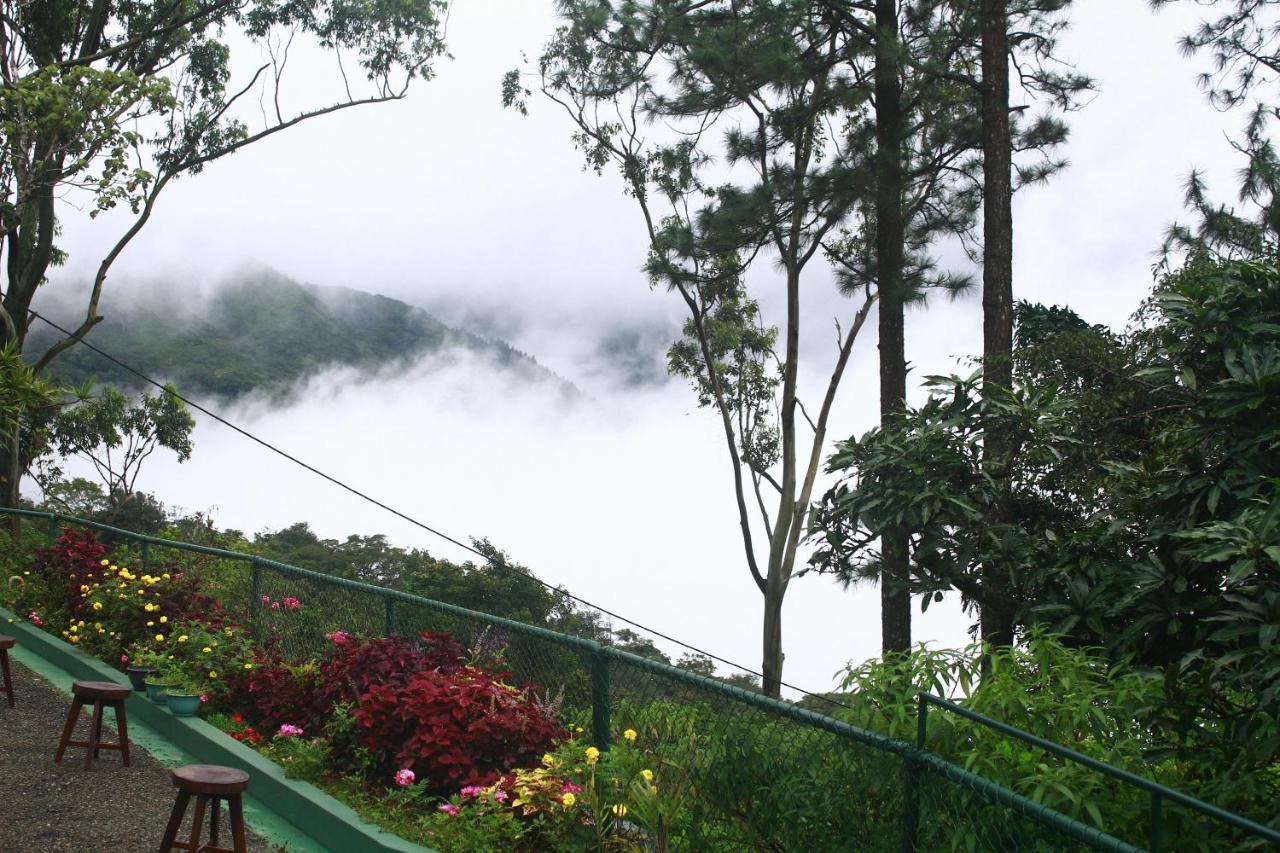 The Riverston Grand Matale Exterior foto